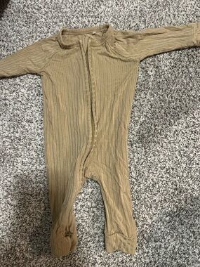 Kids Ribbed Footed One-Piece Zip Romper - Tan